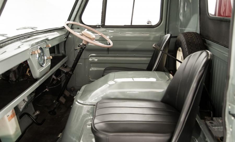 Интерьер Standard Atlas Pick Up 1958 года  (фото 3 из 14)